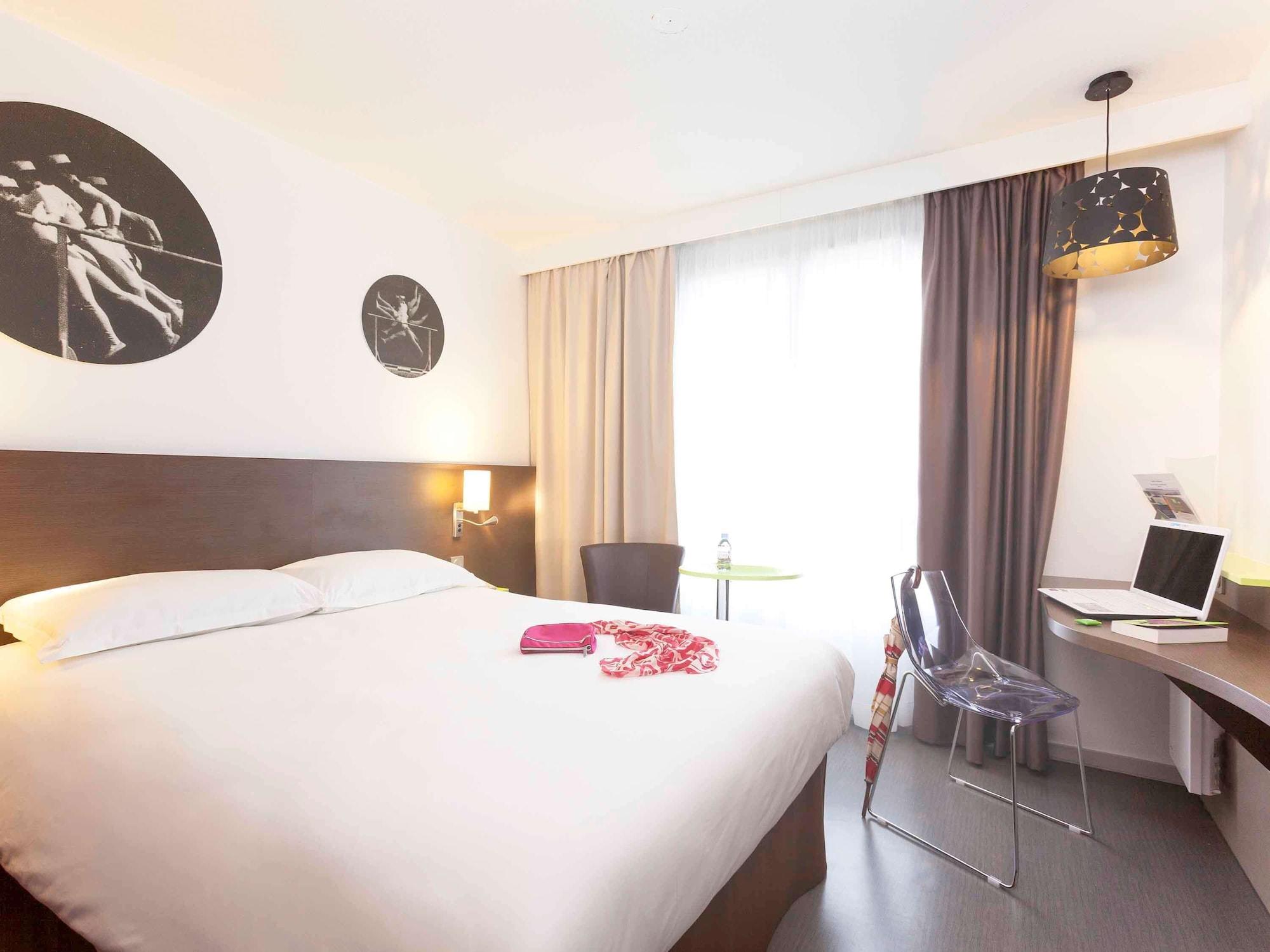 Ibis Styles Beaune Centre Exterior foto